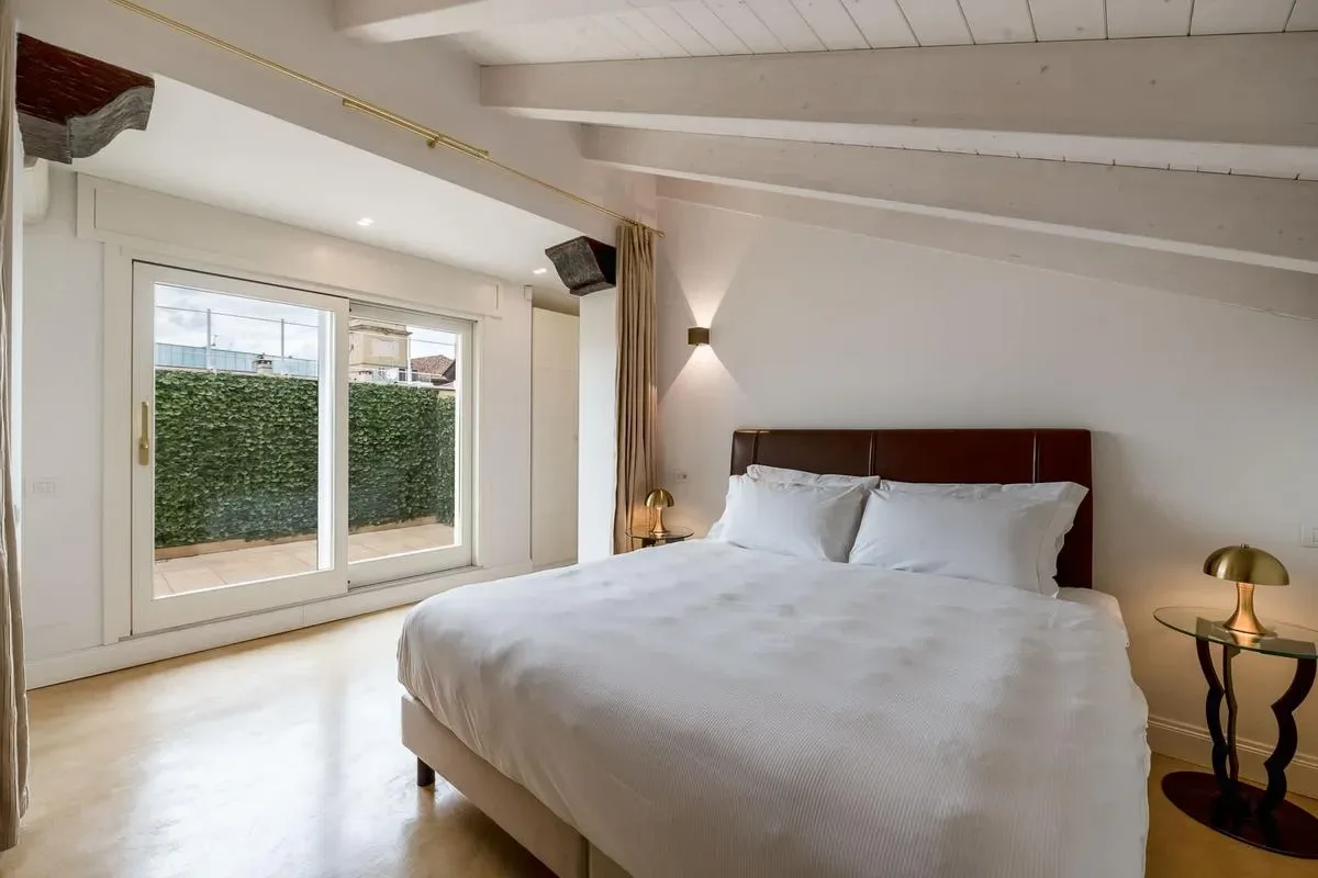 Beautiful 4BR House in Milan