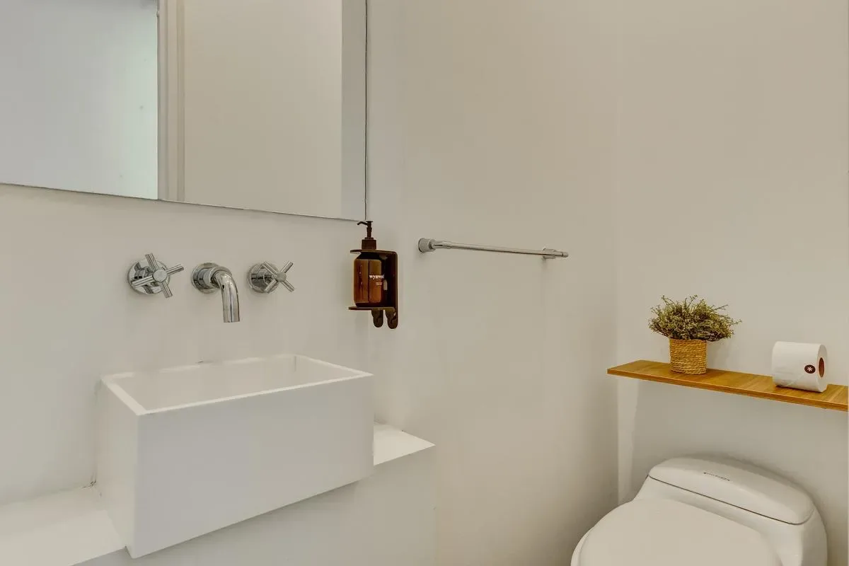 Deluxe 1BR Duplex in El Virrey w/ Terrace