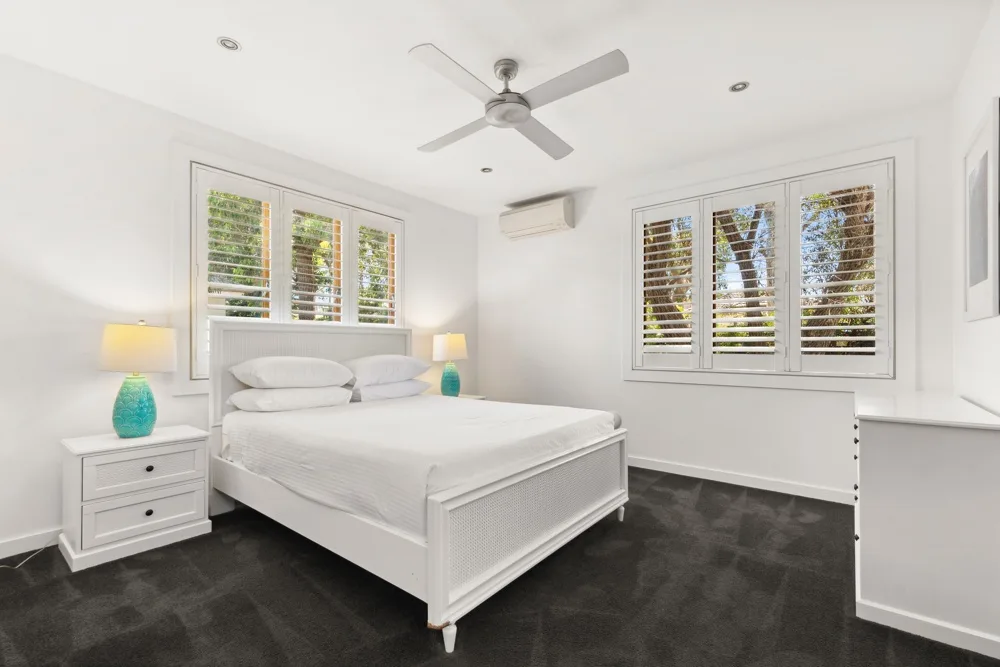 North Balgowlah Home with Garden and Balcony
