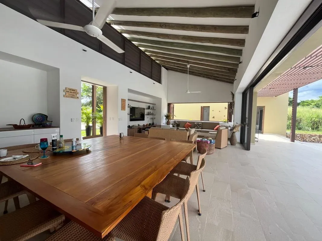 Roomy 4BR Villa w/ Pool at Mesa de Yeguas