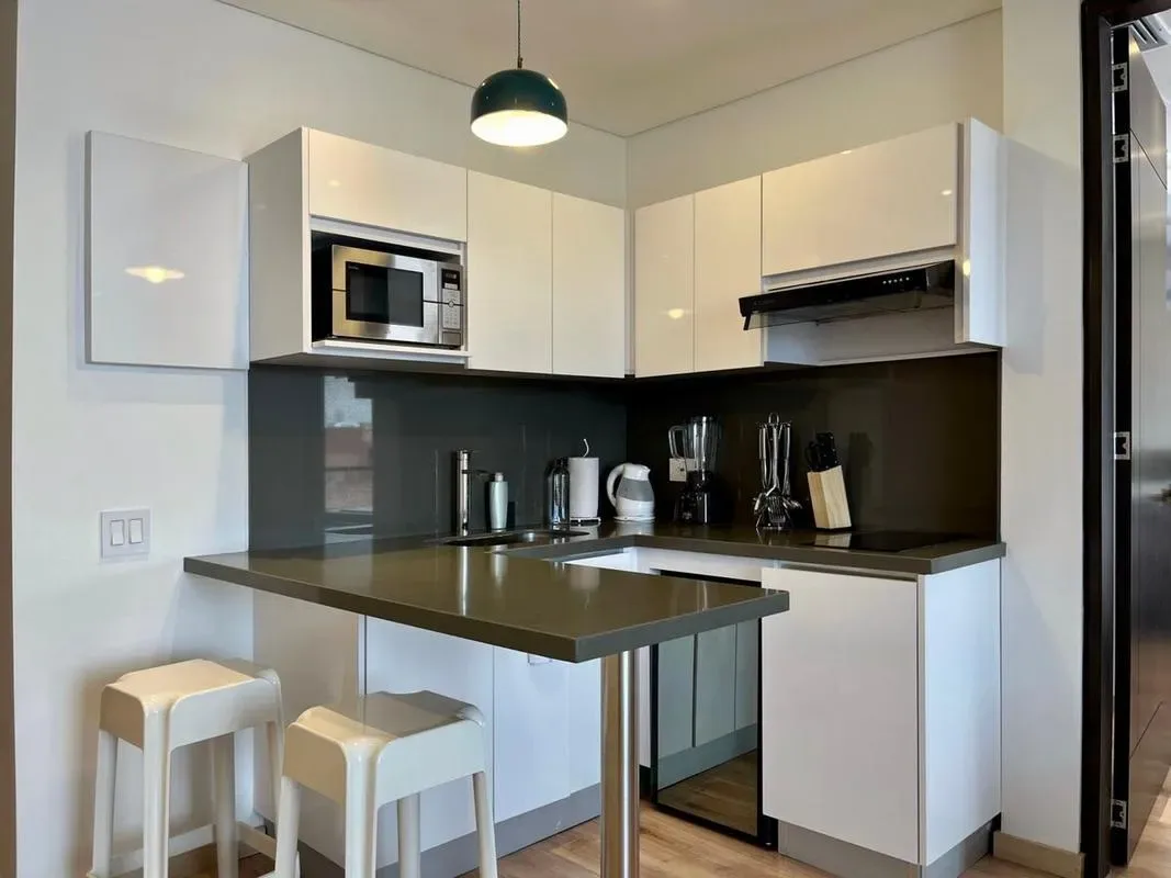 Bright 1BR in San Patricio w/ Gym