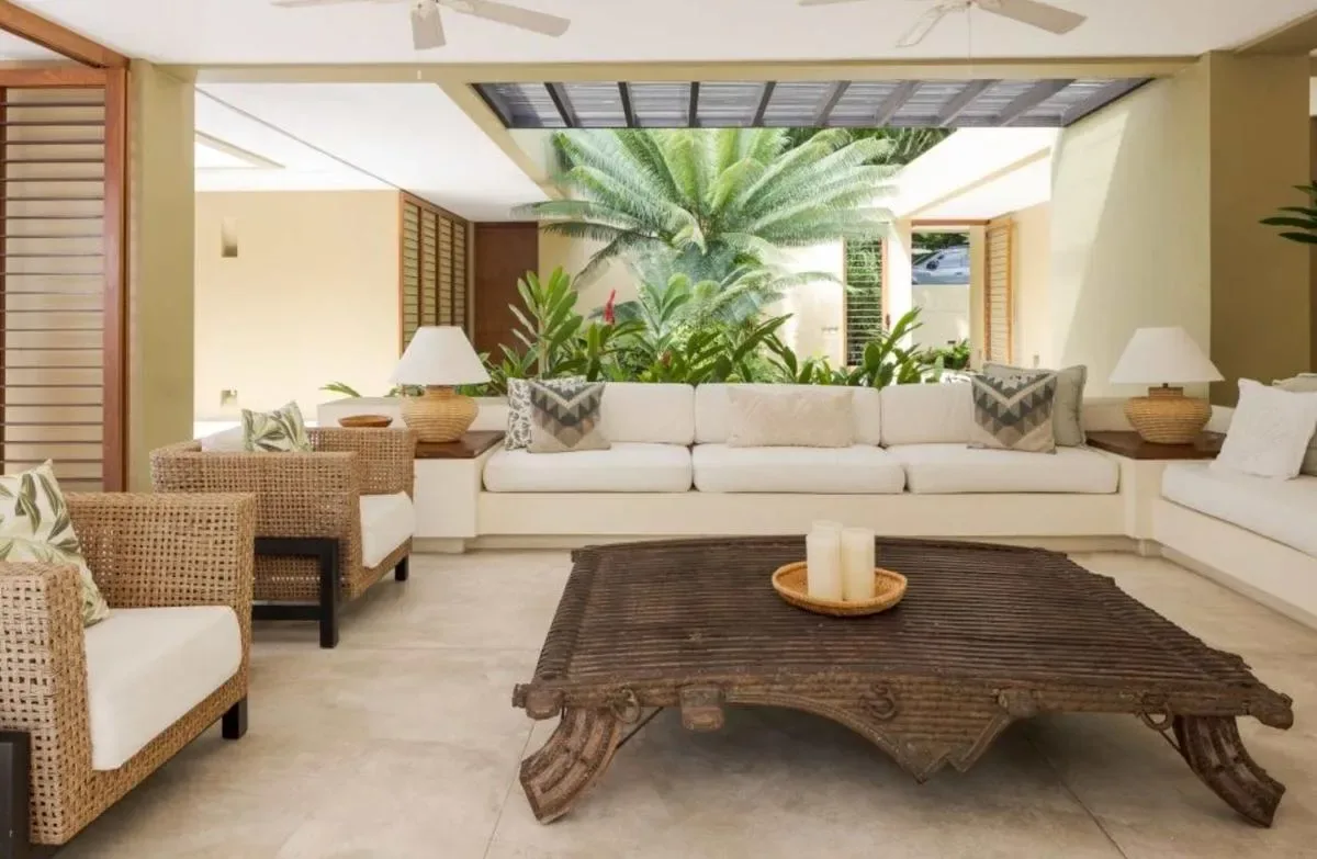 Astonishing 5BR House w/ pool in Anapoima