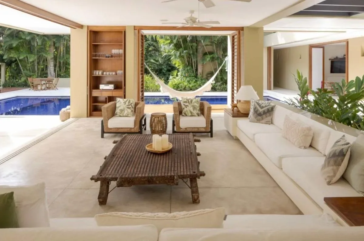 Astonishing 5BR House w/ pool in Anapoima