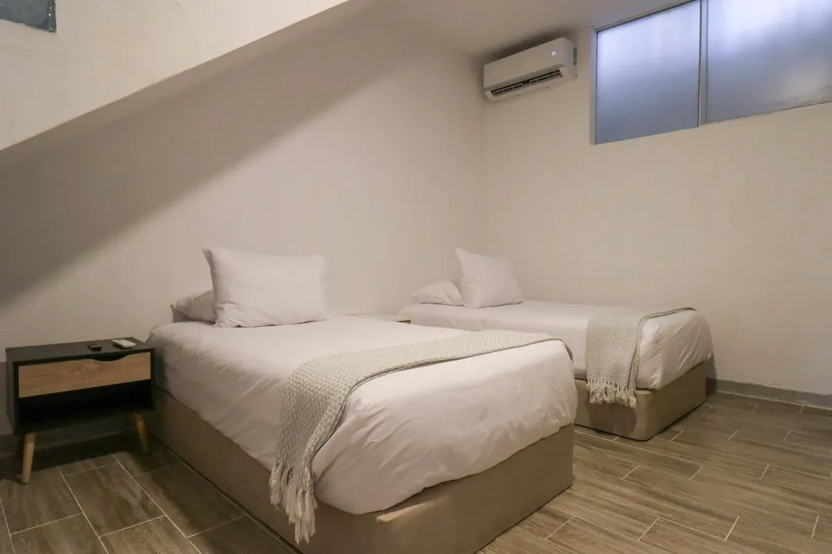 Astonishing 2BR with Spectacular Ocean View