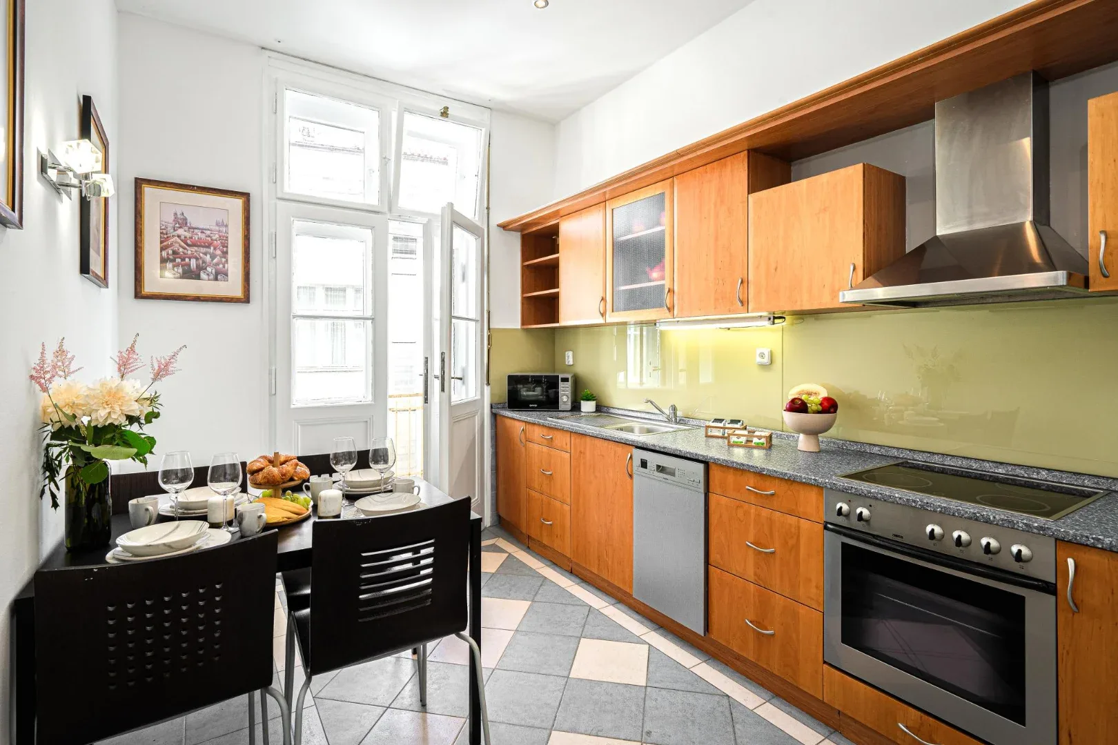 Elišky Krásnohorské 2