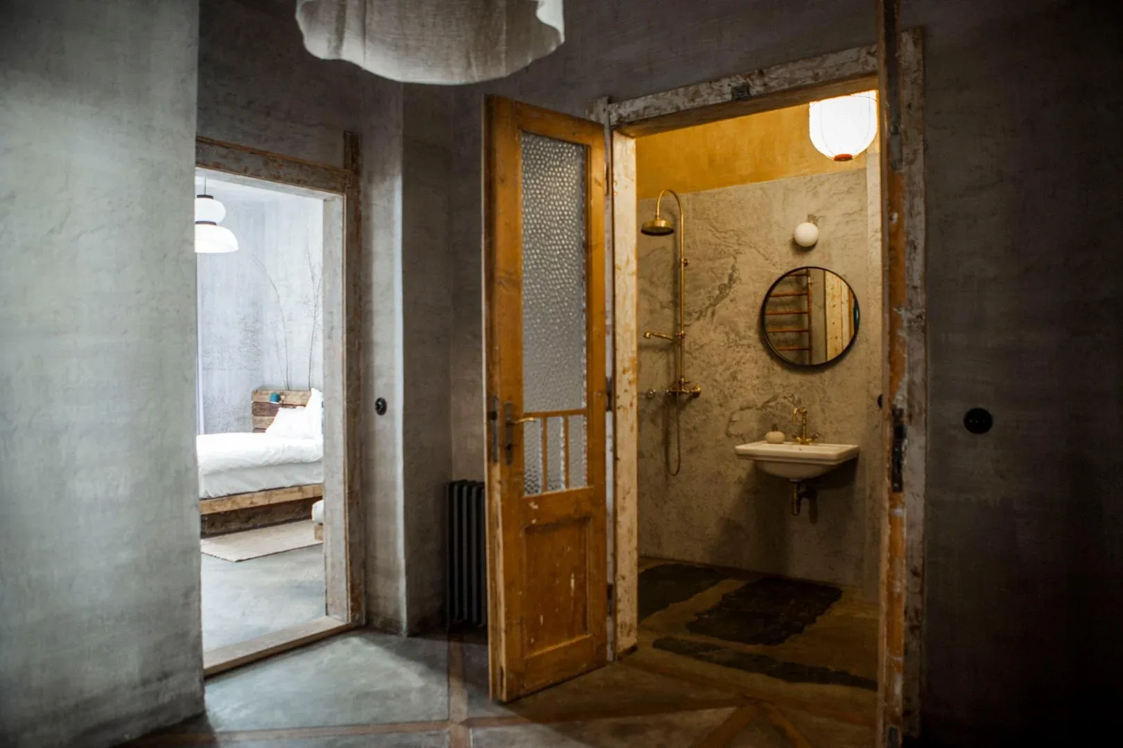 Žatecká 7 #2.2 - Iwa (also advertised as 'The Emerald' – a quiet two-bedroom apartment with air conditioning and bathtub