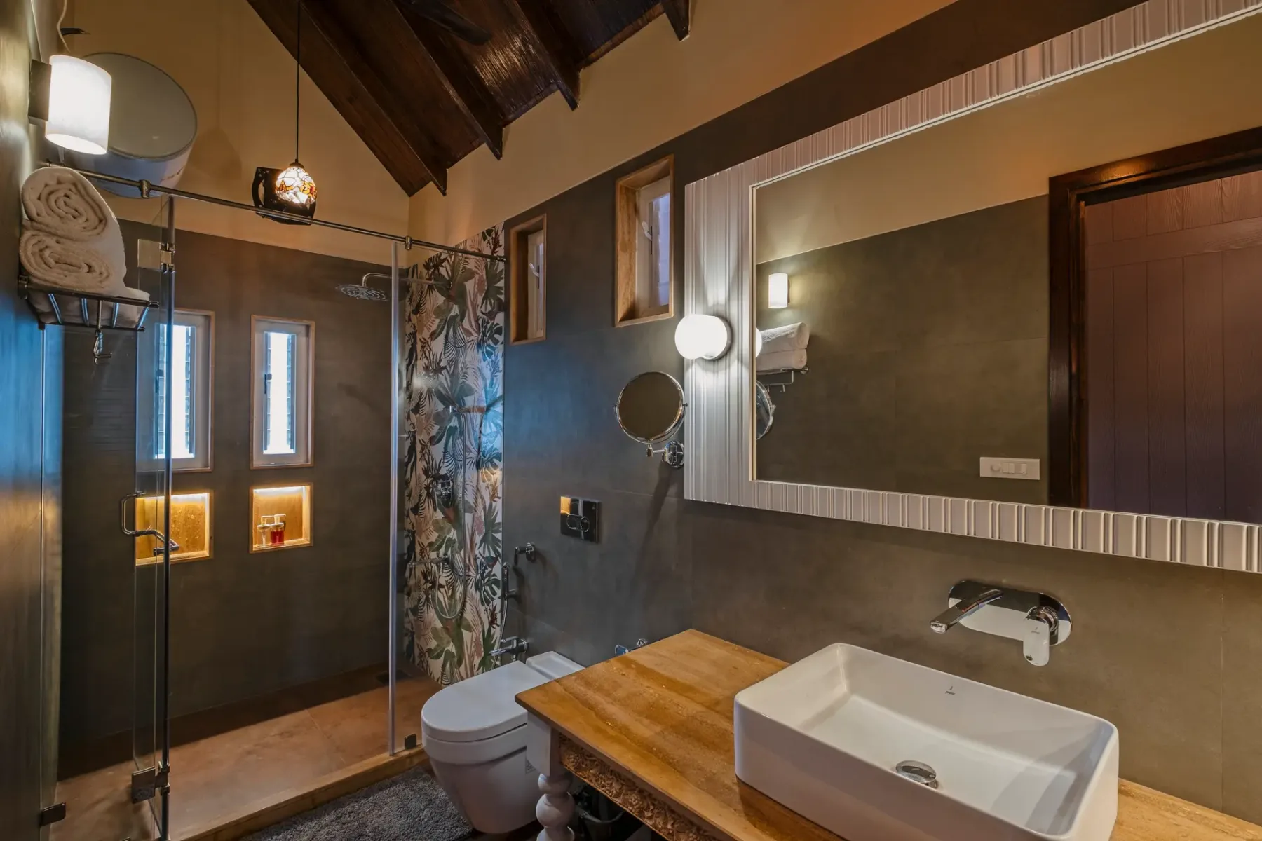 Tudor San Ann, Candolim