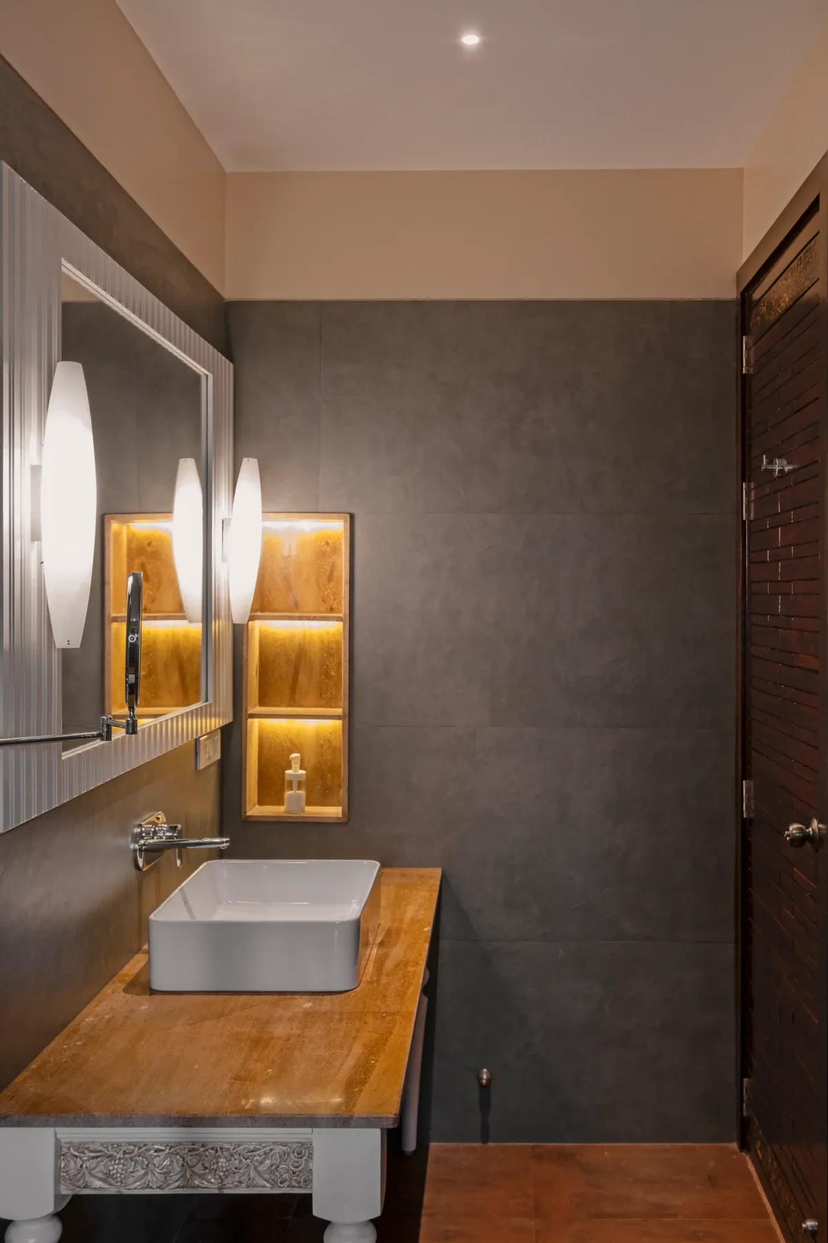 Tudor San Ann, Candolim