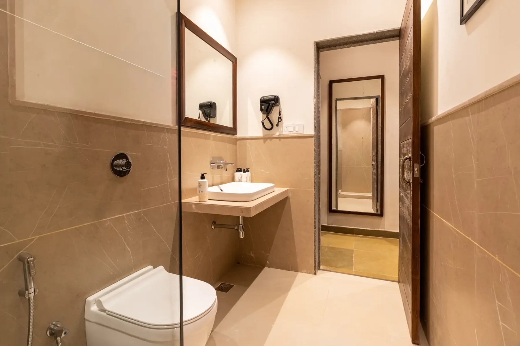 Abu House (Superior Rooms)