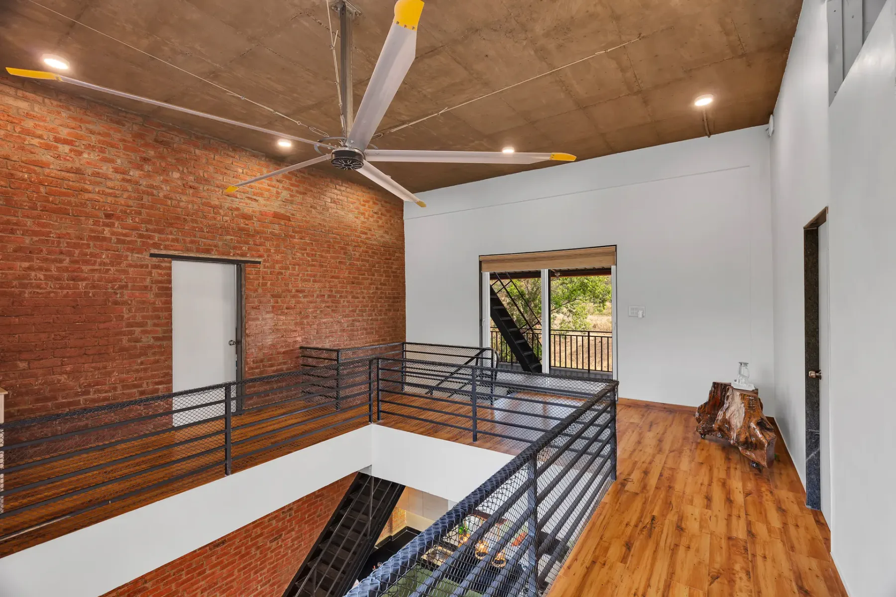 Deckhouse 47