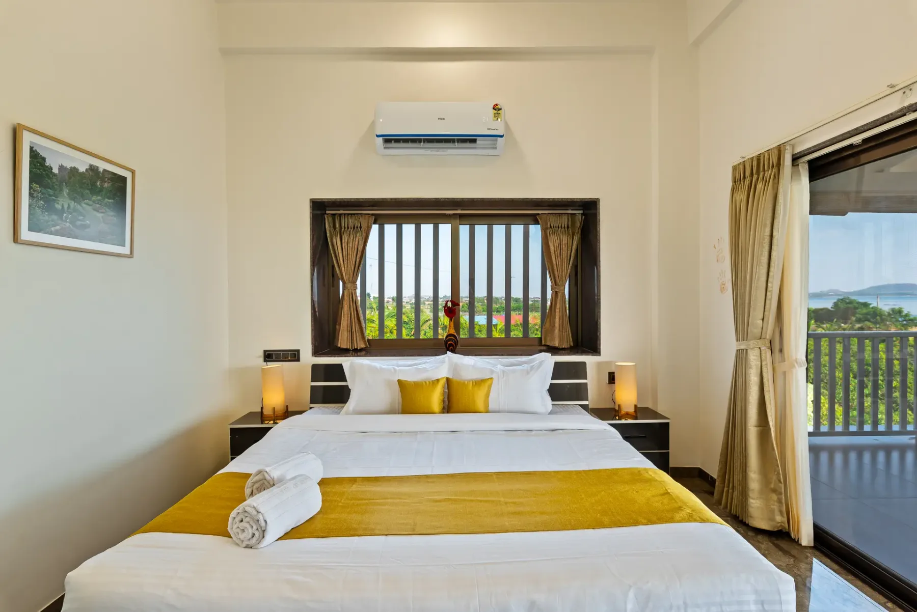 Mango Lakeview Villa