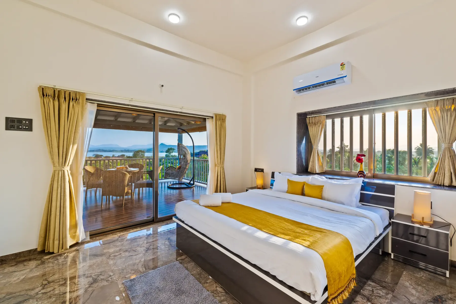 Mango Lakeview Villa