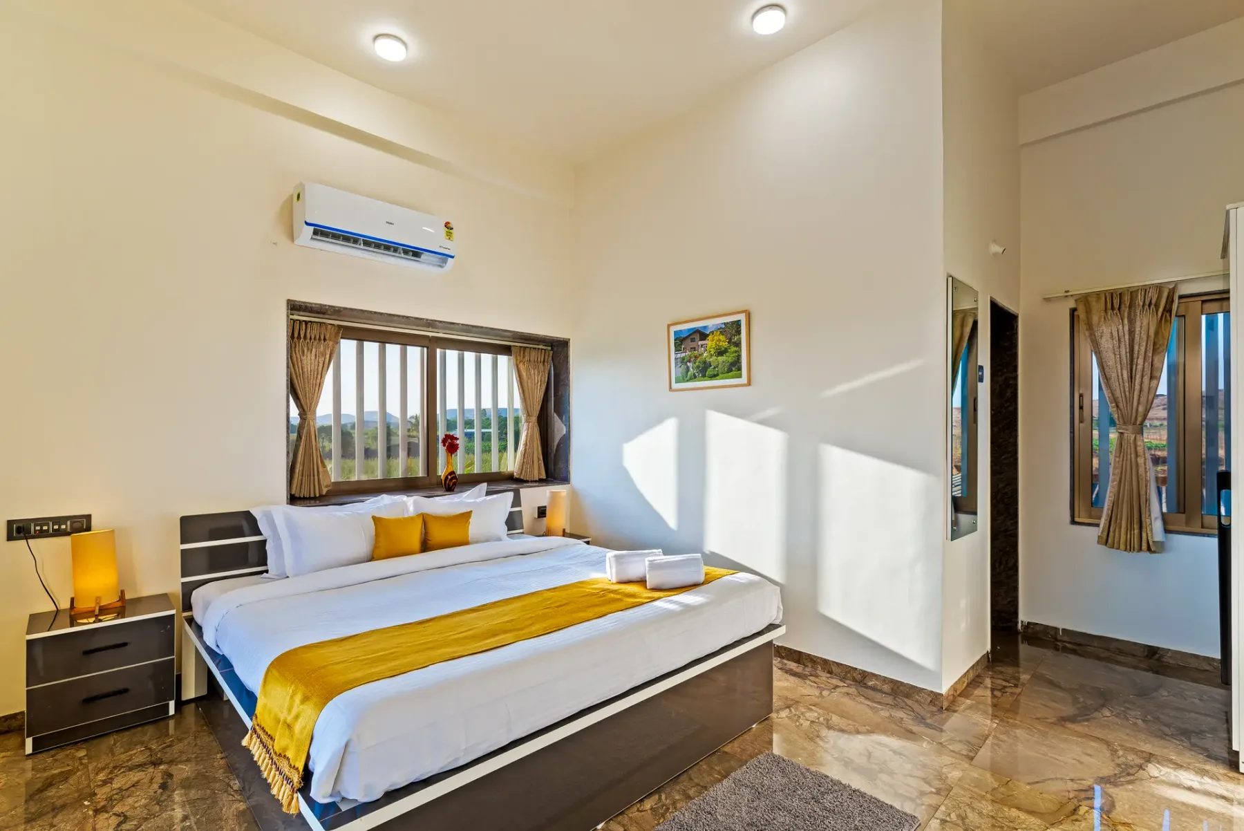 Mango Lakeview Villa