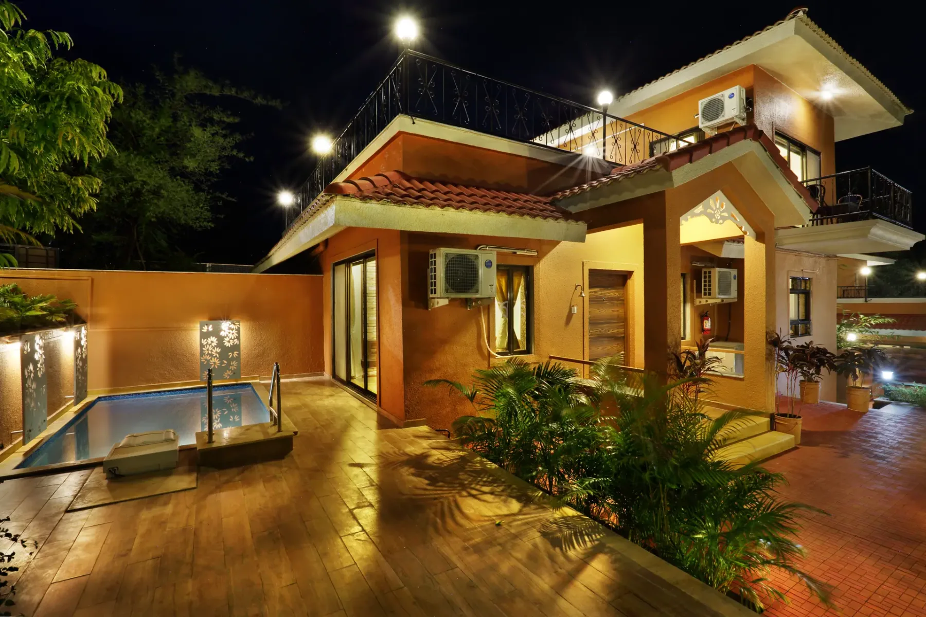 Dhyana Nithyam Ekaant (8 Bedroom Entire Stay)