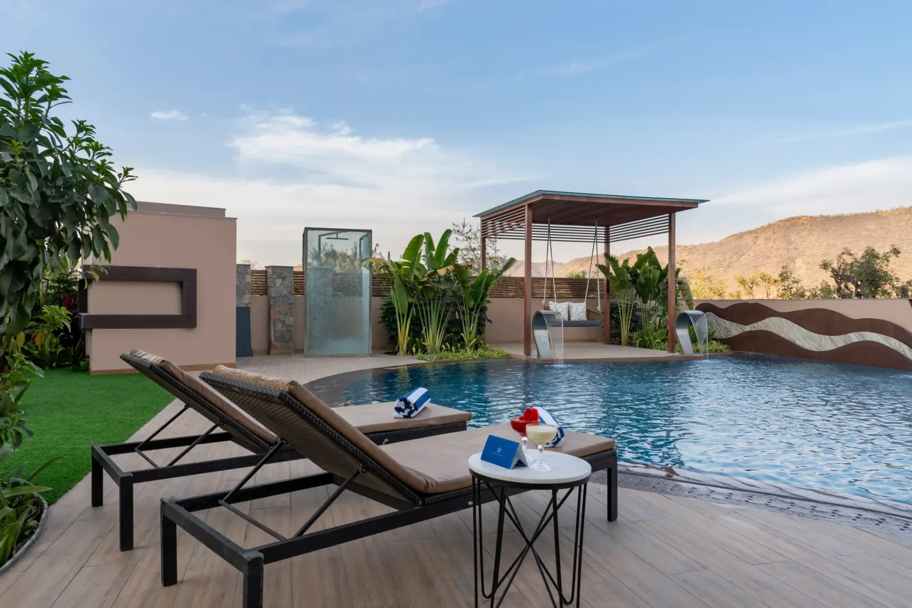 Solitaire Villa