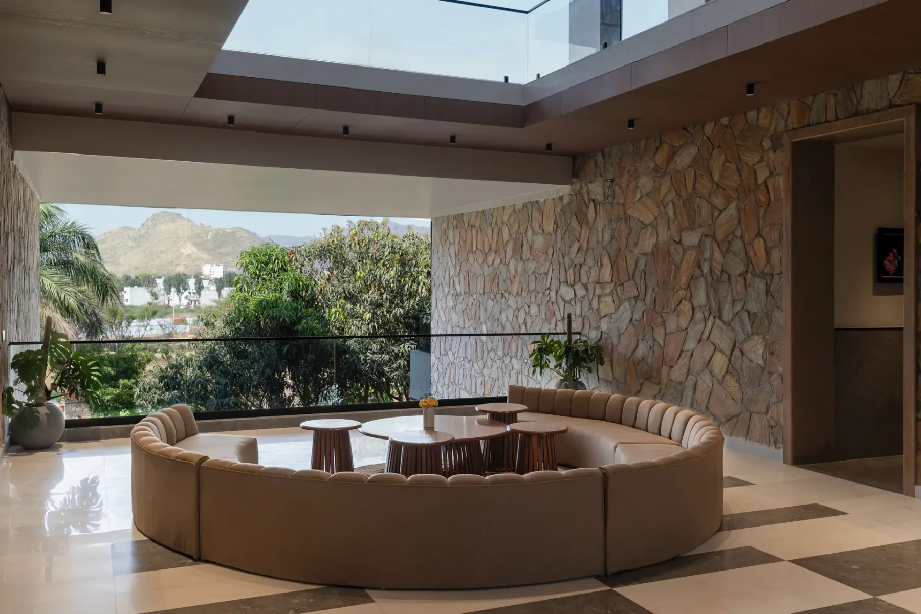 Solitaire Villa