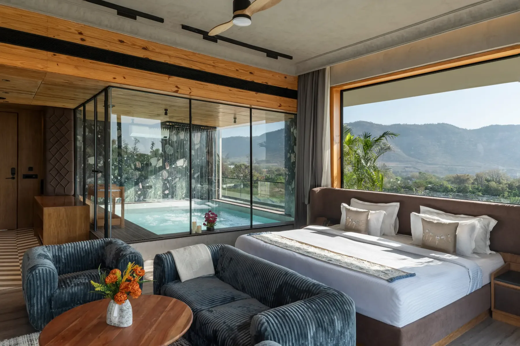 Solitaire Villa