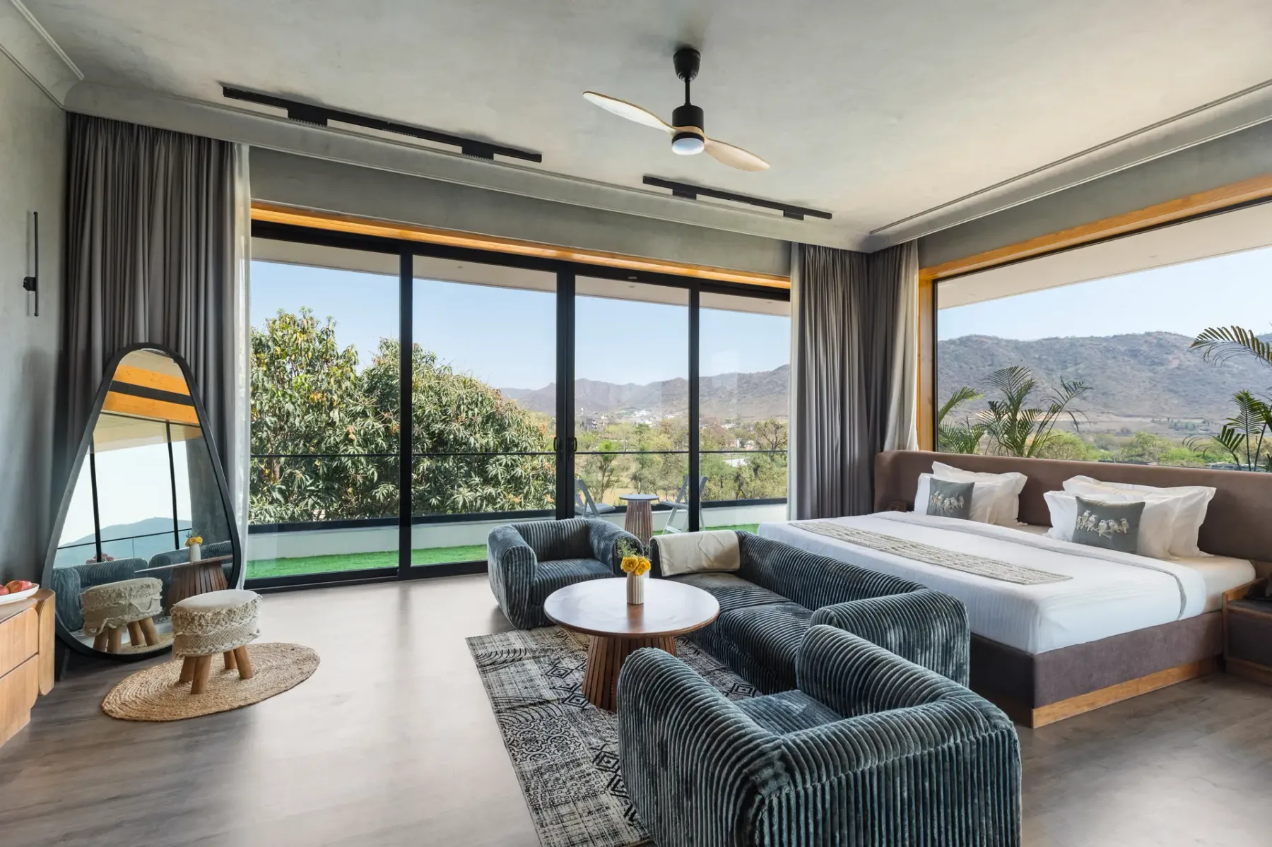 Solitaire Villa