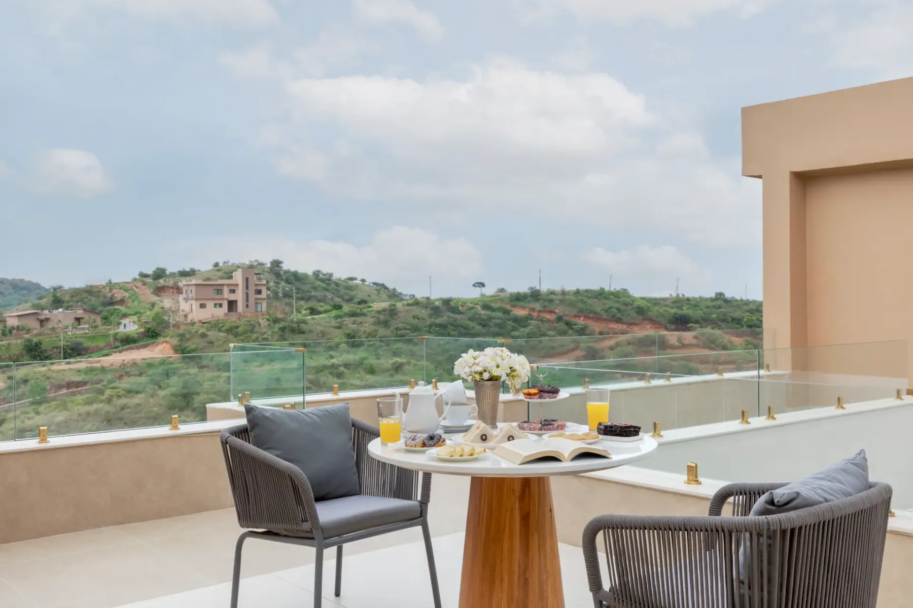 Aurum Villa, Moringa Valley