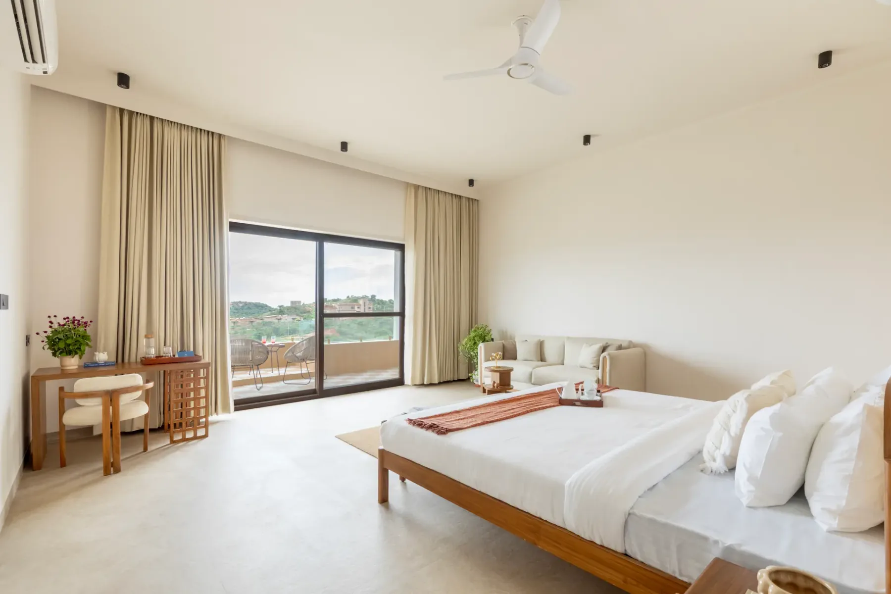 Aurum Villa, Moringa Valley