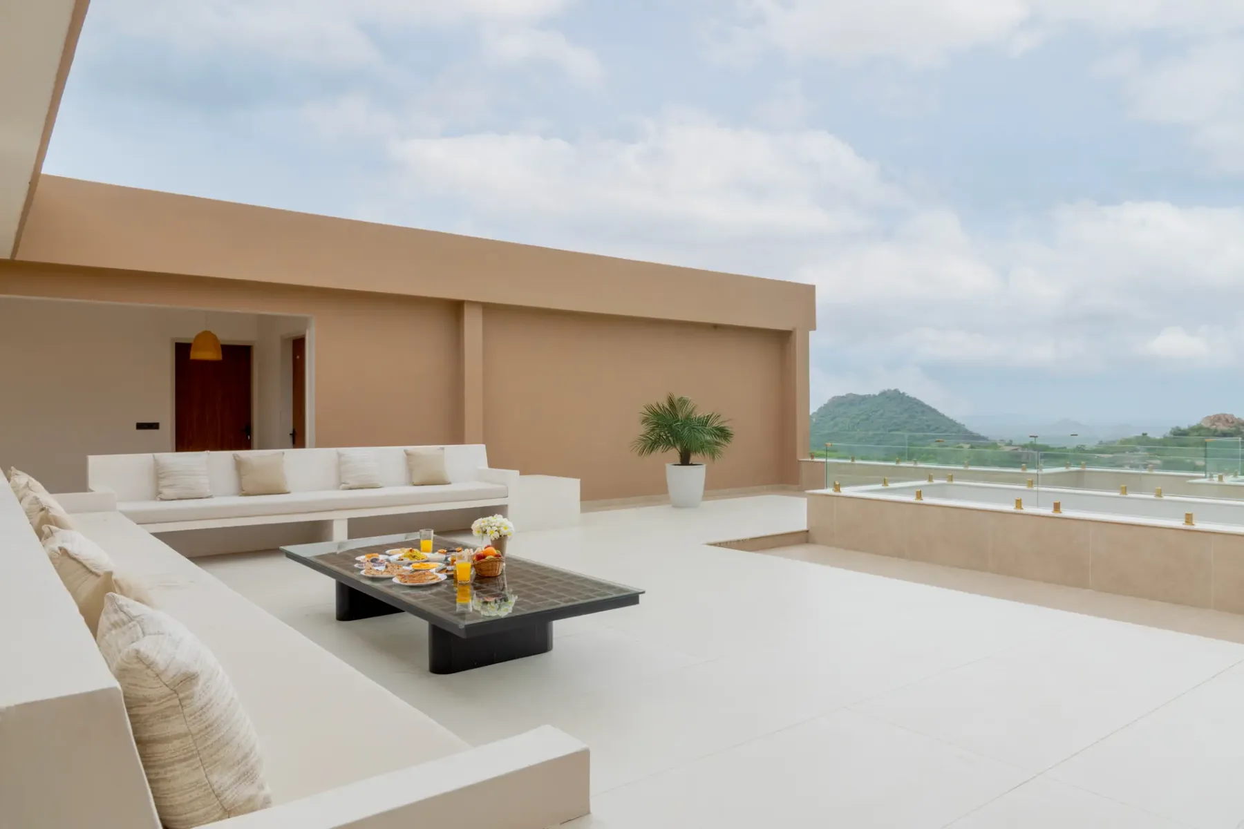 Aurum Villa, Moringa Valley