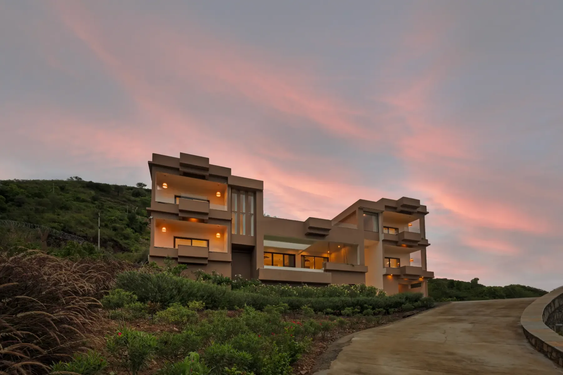 Aurum Villa, Moringa Valley