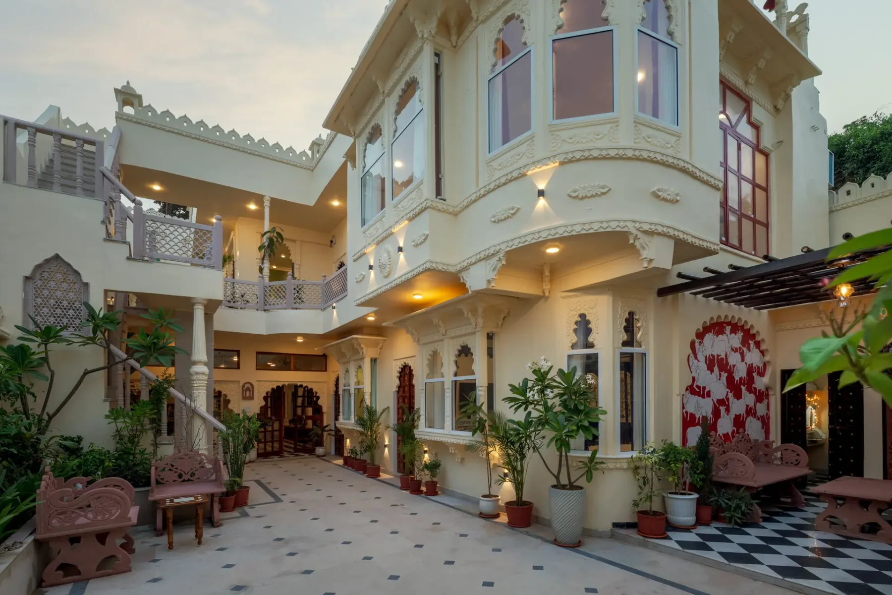 Rang Haveli ( Entire Villa )