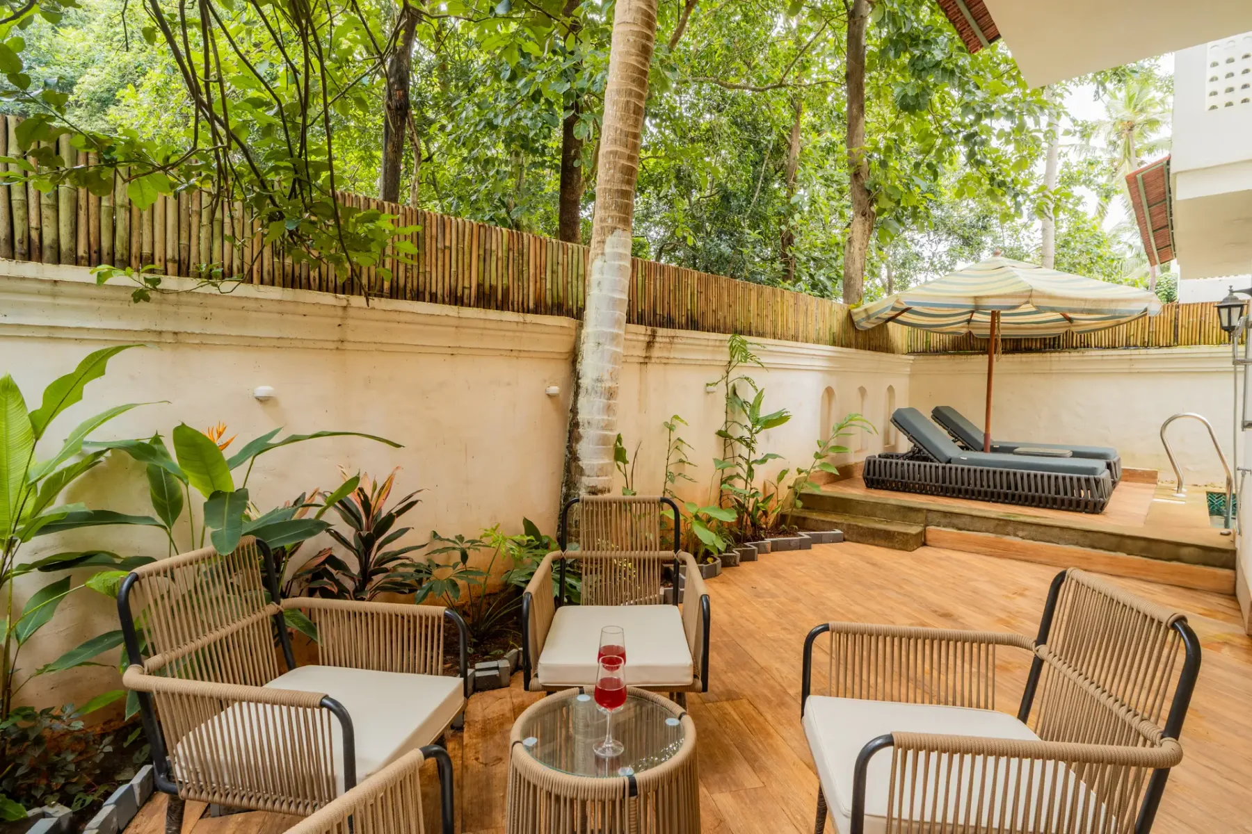 Casa do Sol, Assagao