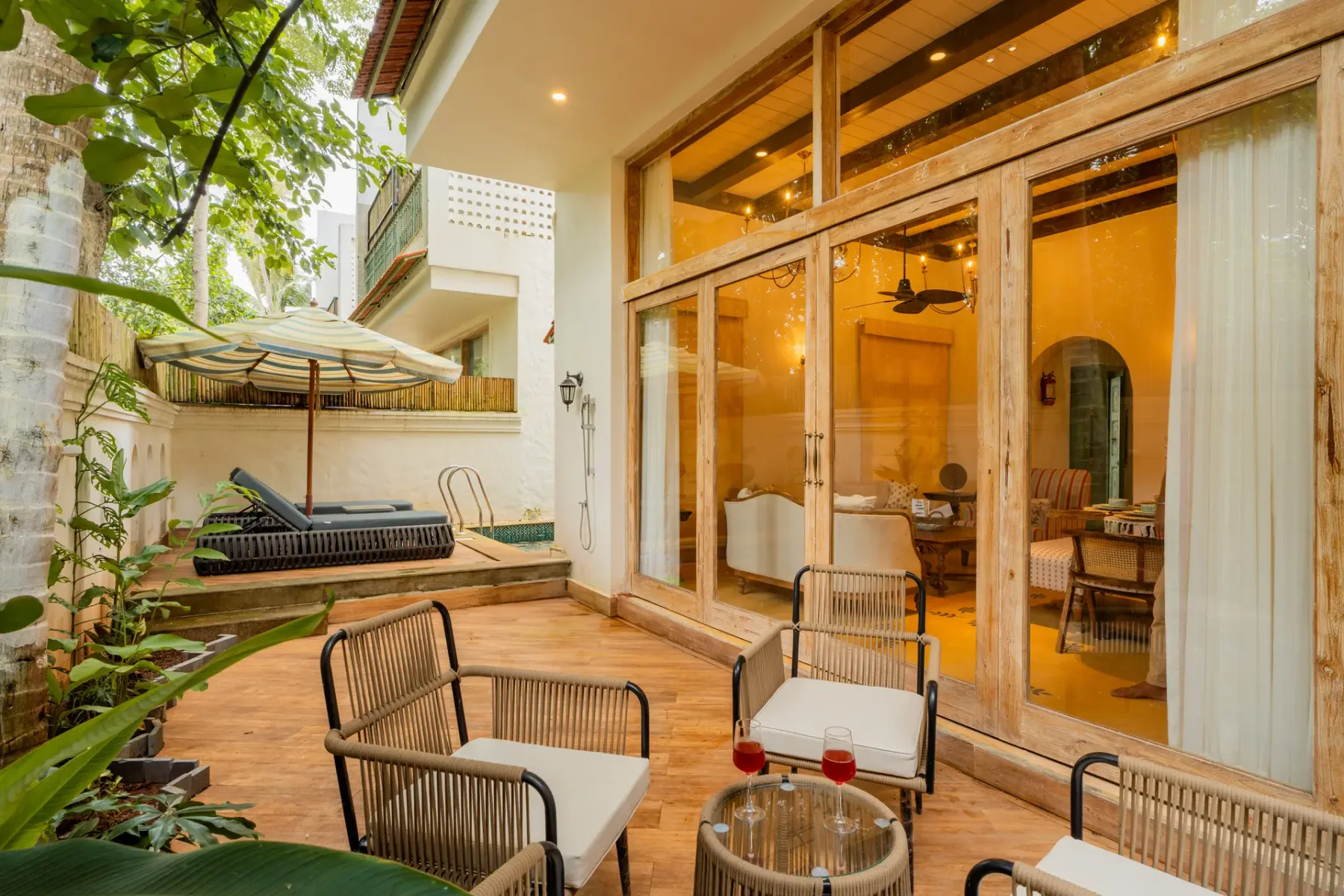 Casa do Sol, Assagao
