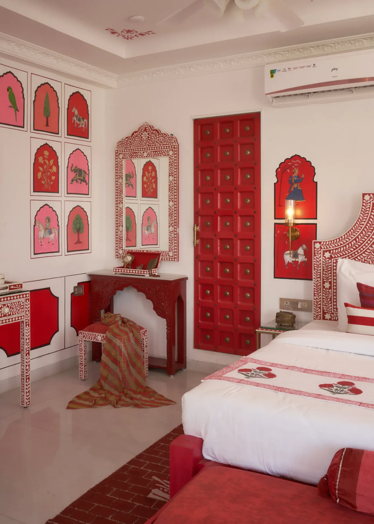 Rang Havelii (Premium Rooms)
