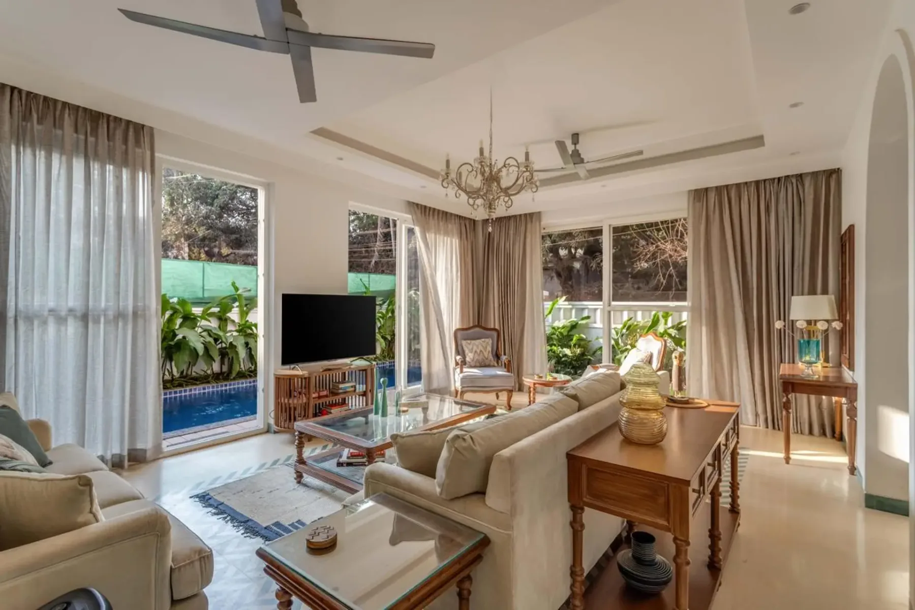 House of Arches, Assagao