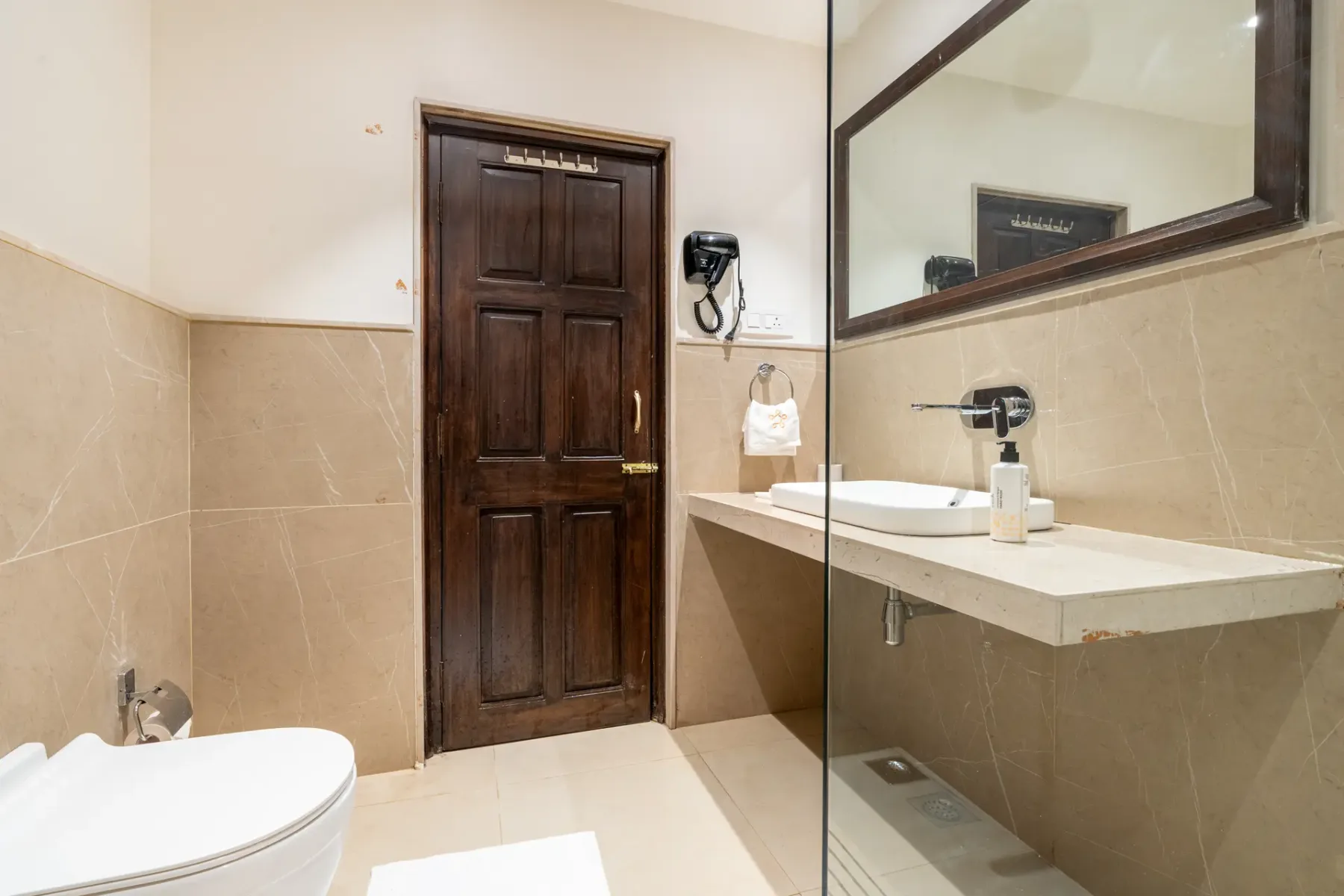 Abu House (Family Rooms)