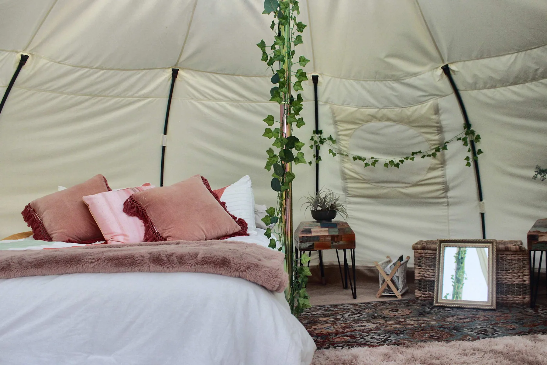 Boho Glamping | Private Jacuzzi | Wine Country