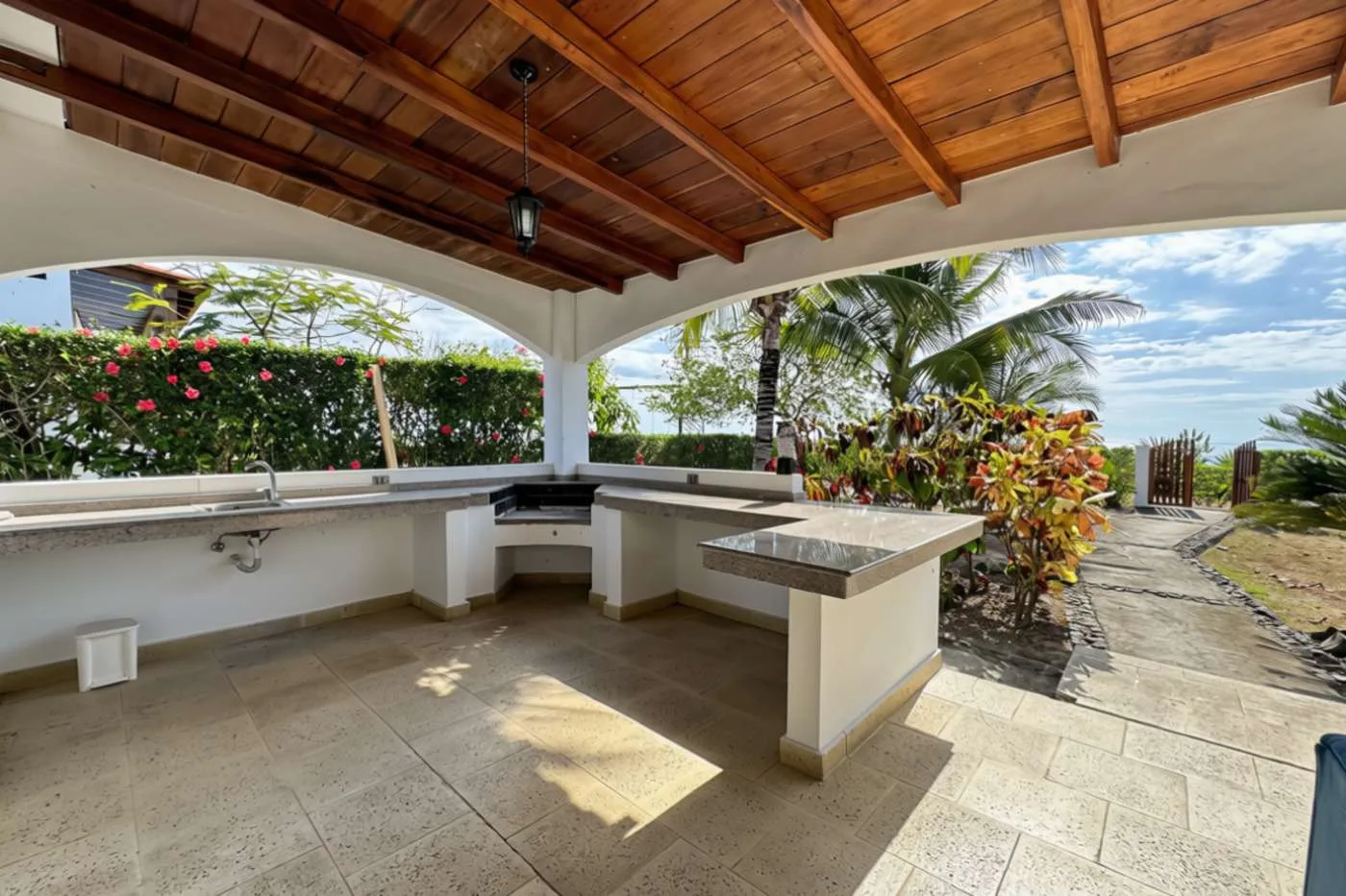 Jama | Collection Residence VI