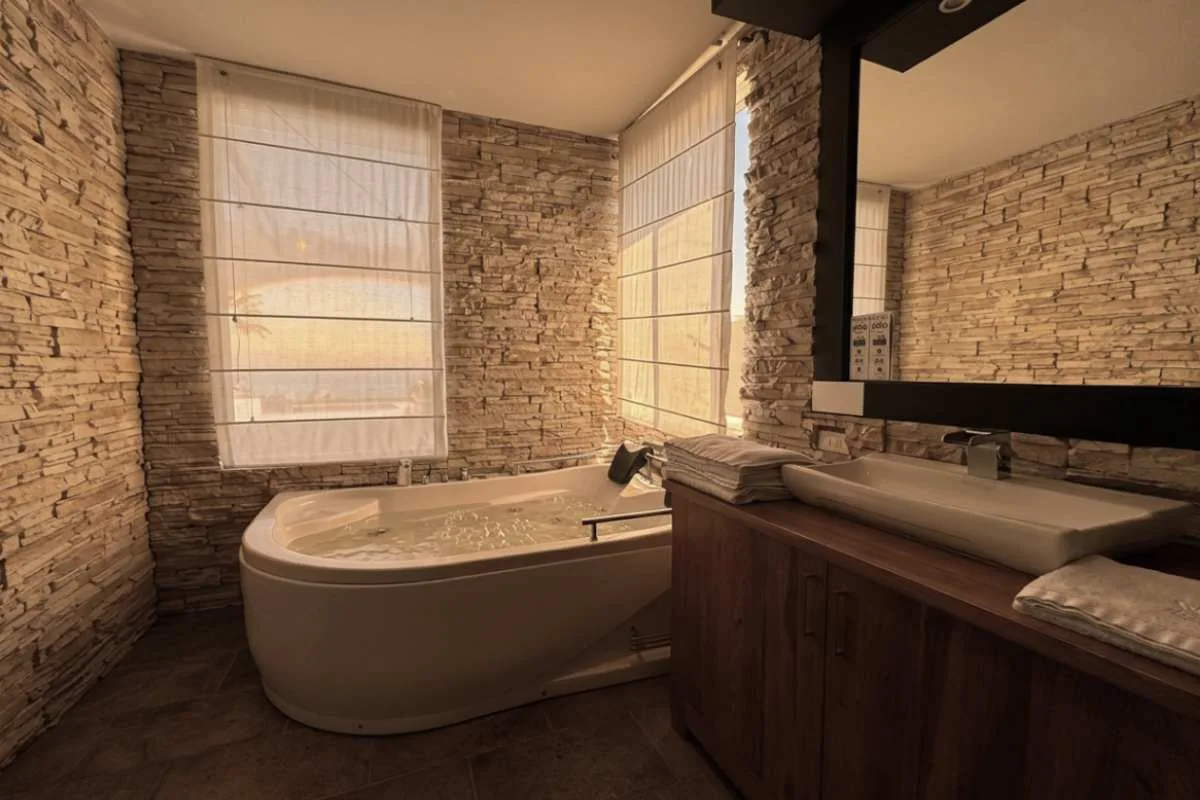 Jama | Collection Residence IV