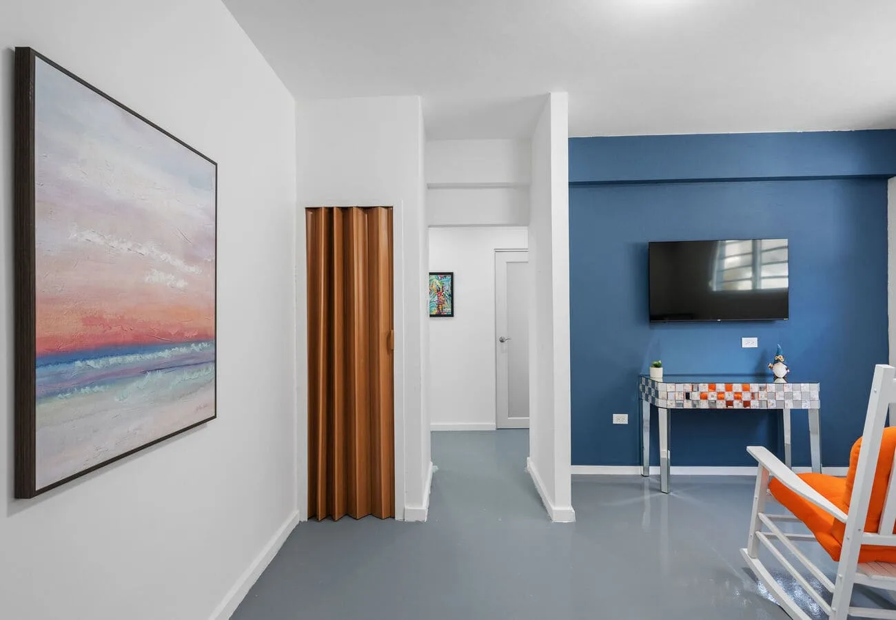 3BR for 6 in Condado | 2 Baths | 6-Min to Beach