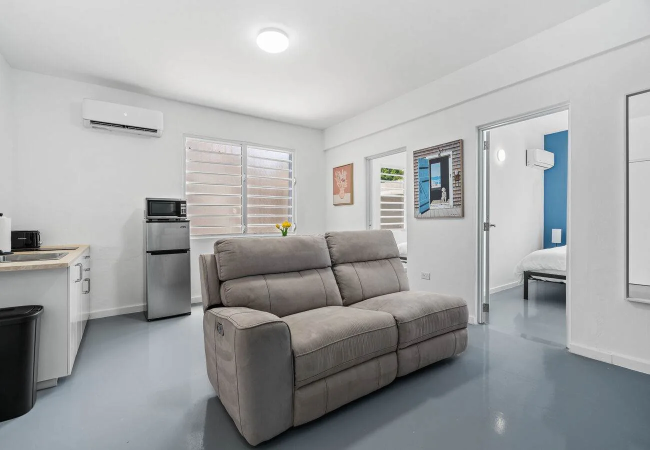 3BR for 6 in Condado | 2 Baths | 6-Min to Beach