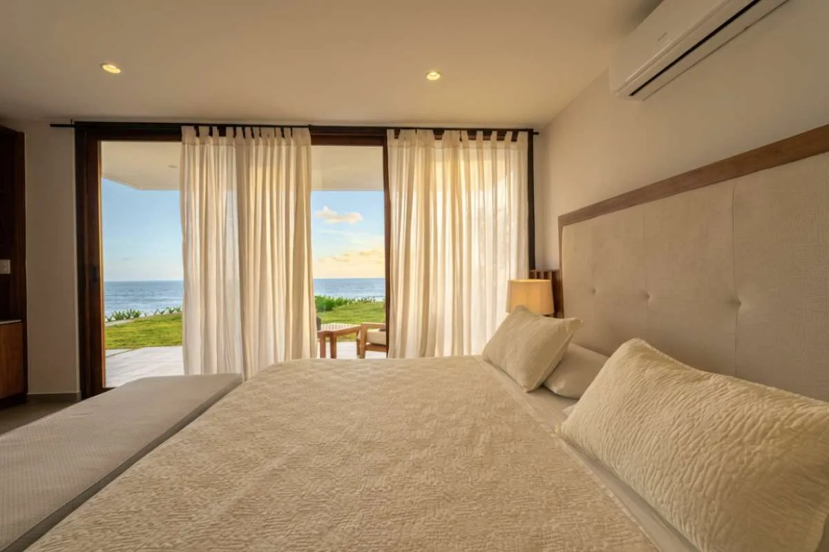 Jama | Beachfront Private Villa