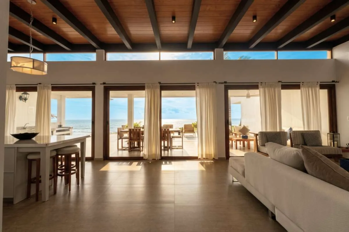 Jama | Beachfront Private Villa