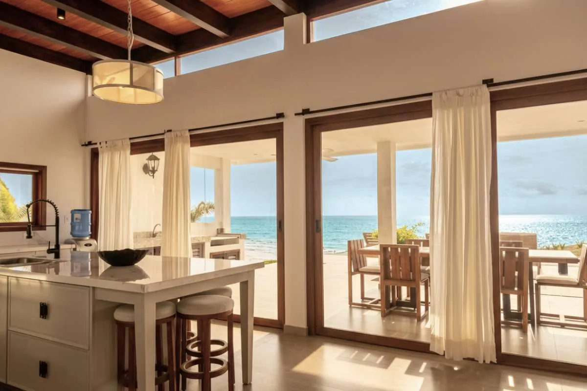 Jama | Beachfront Private Villa