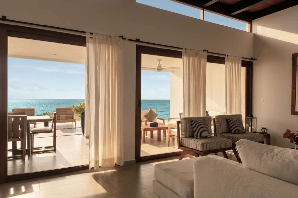 Jama | Beachfront Private Villa