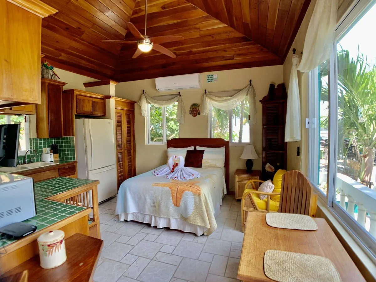 Belizean Reef - Suite 3C (Casita)