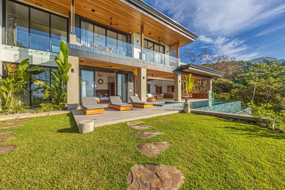Pacific Paradise · 50. Pacific Paradise