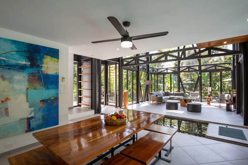 Villa Mariana (Full Estate)