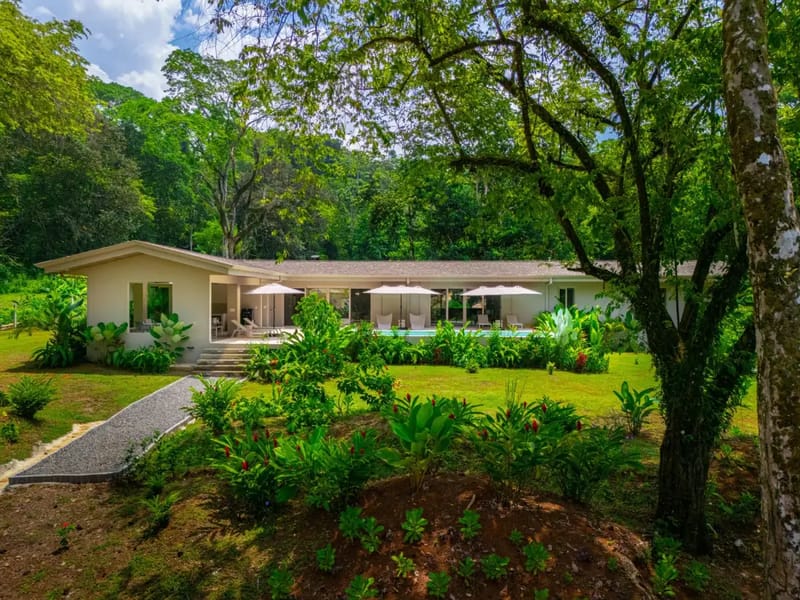 Chalet Tropical