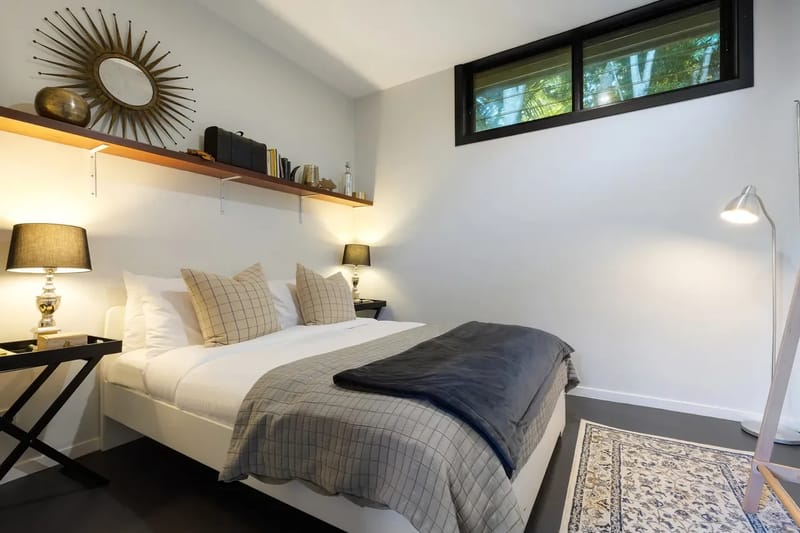 Glenbrook Guest House