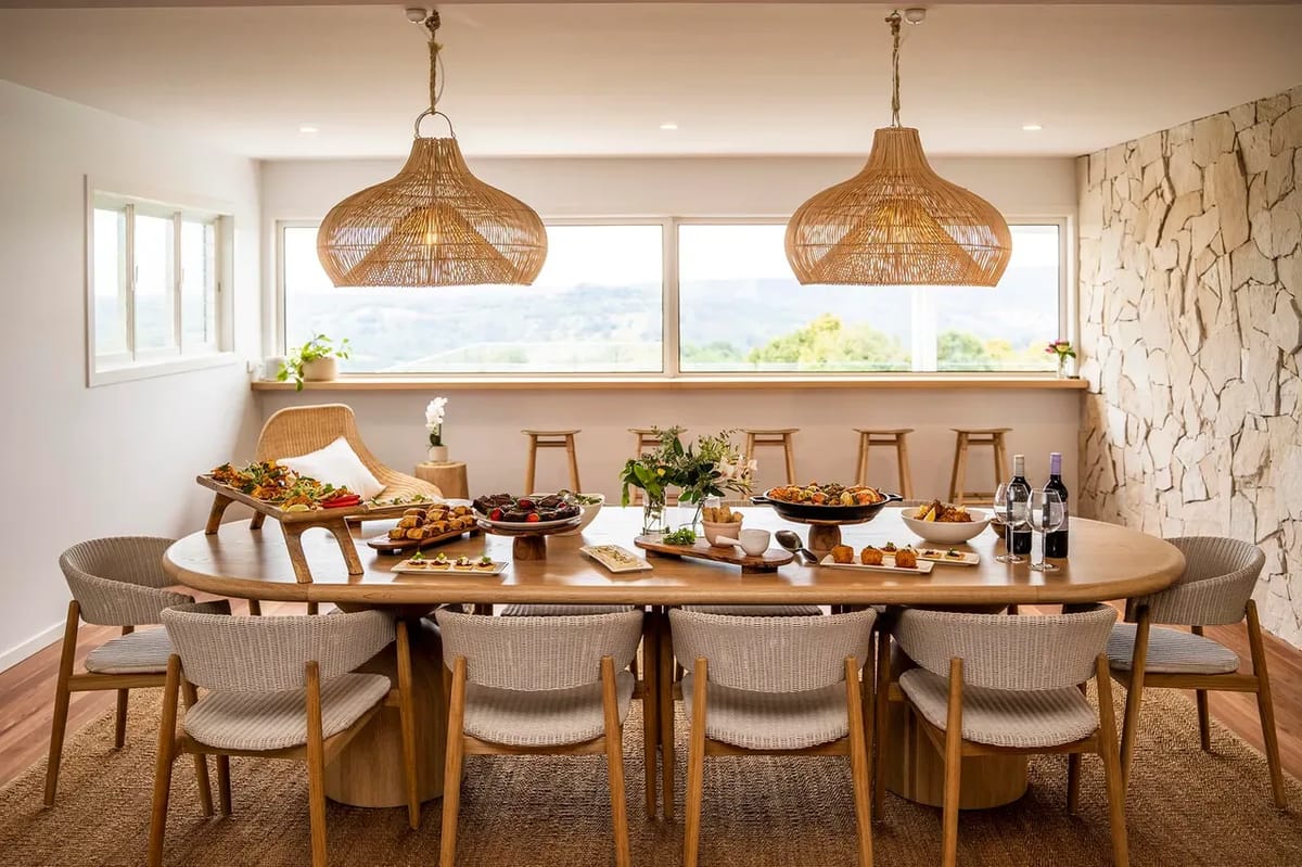 Miren Estate – lavish hinterland estate with pool