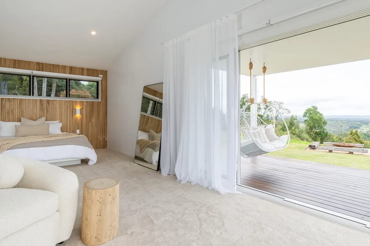 Miren Estate – lavish hinterland estate with pool
