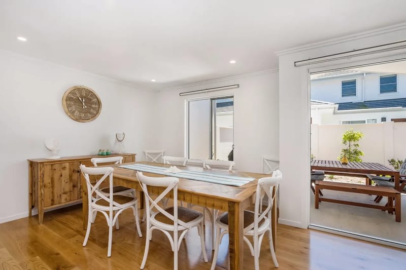 Ocean Walk – Villa near Main Beach