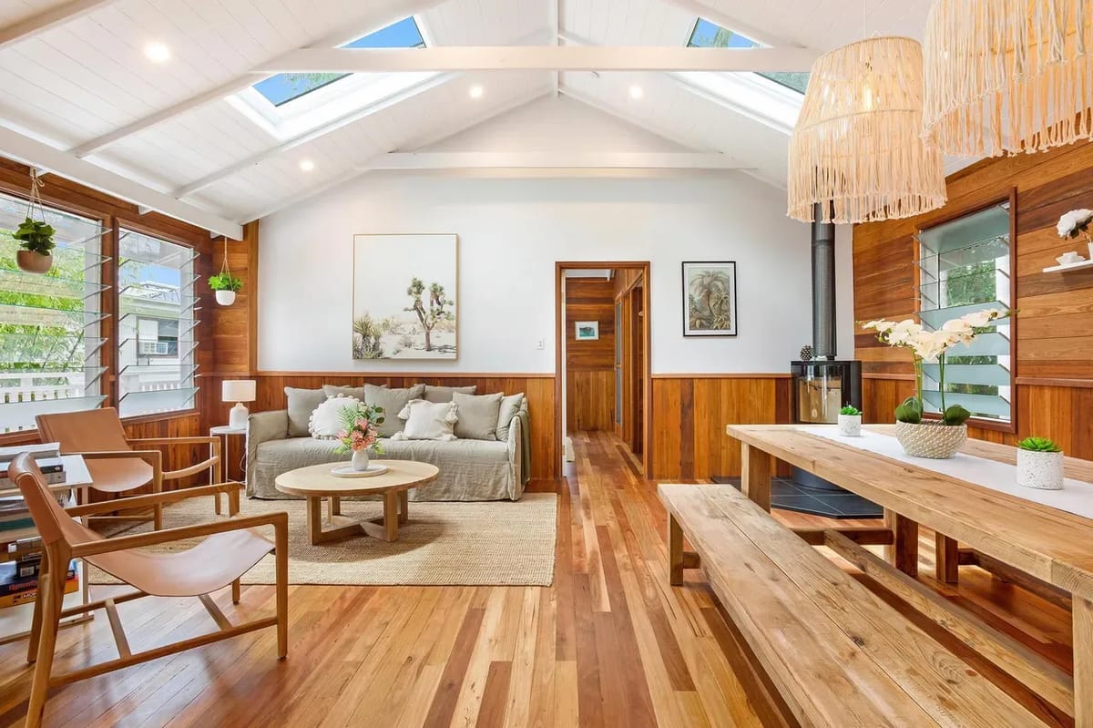 Golden Hus – spacious South Golden Beach home
